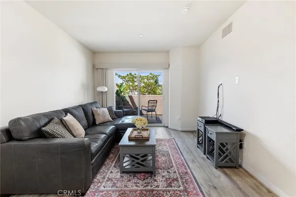 $649,000 | 2750 Artesia, Unit 458, Redondo Beach, CA 90278