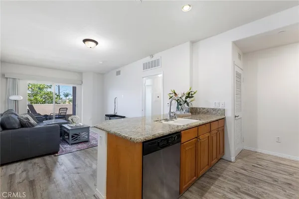 $649,000 | 2750 Artesia, Unit 458, Redondo Beach, CA 90278