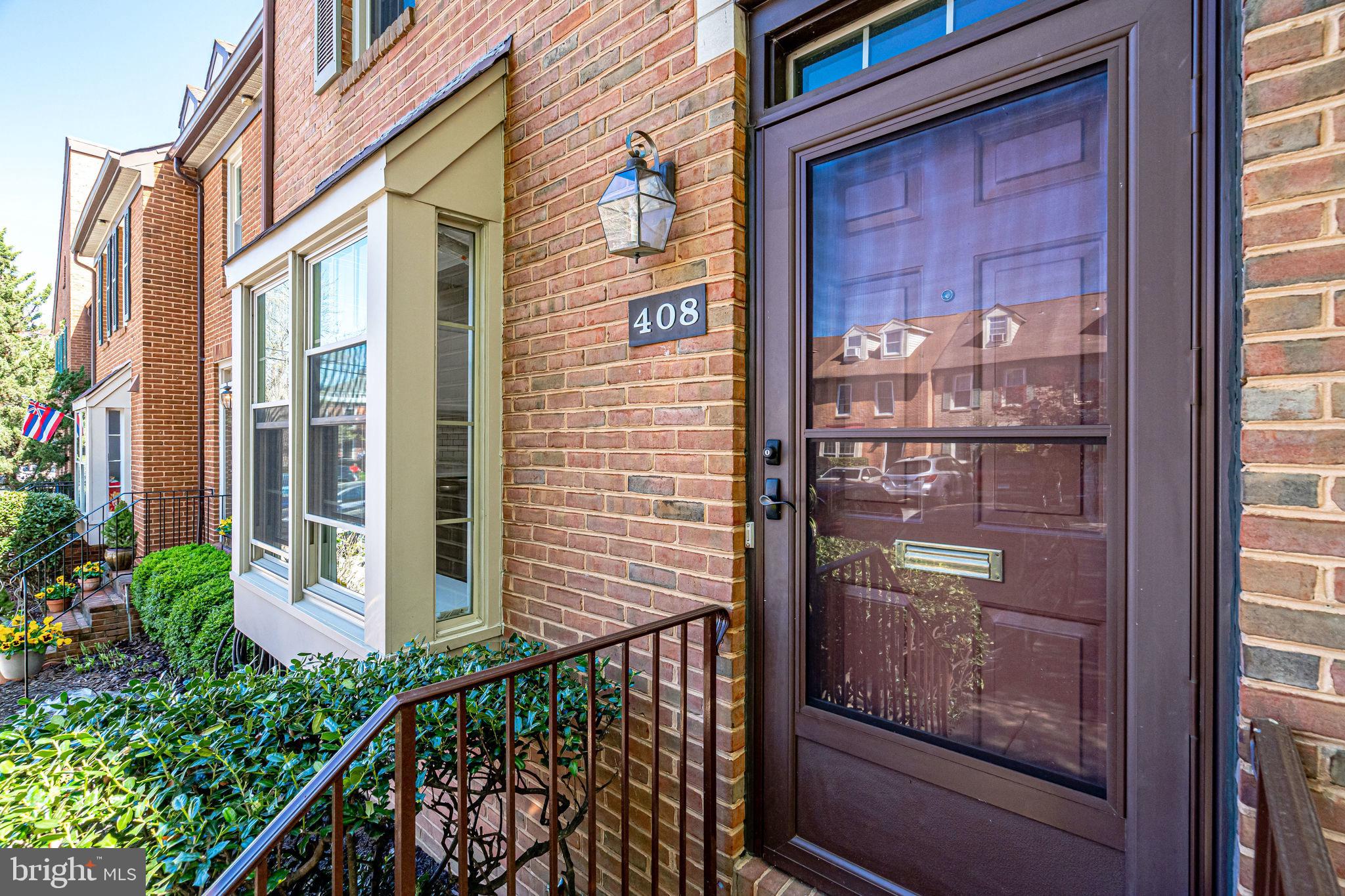 408 West Glebe Road Alexandria, VA 22305 - Photo 4 of 62