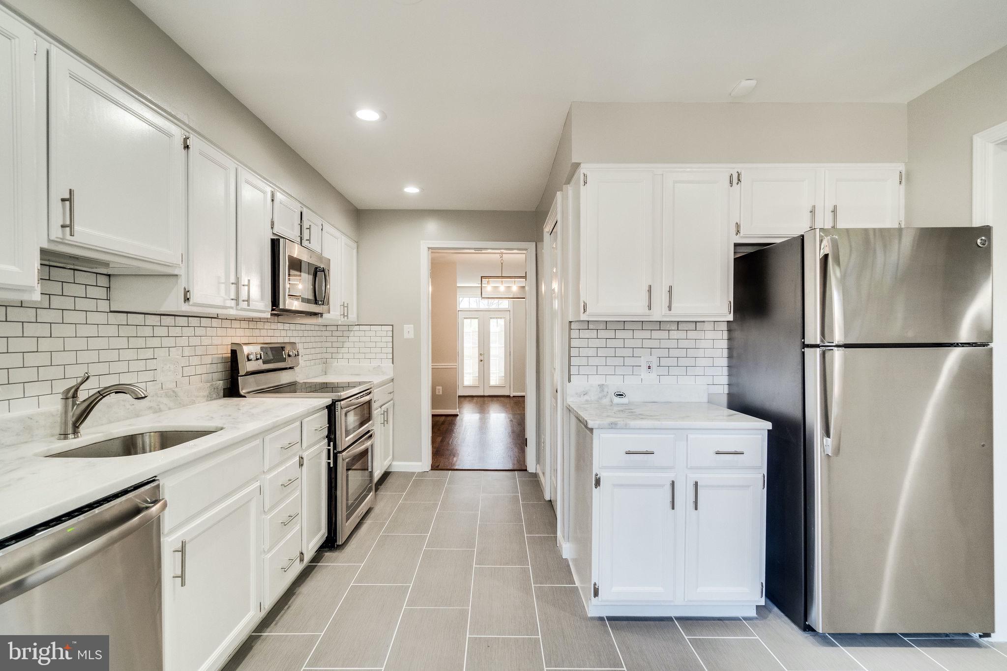 408 West Glebe Road Alexandria, VA 22305 - Photo 8 of 62 Fully renovated kicthen