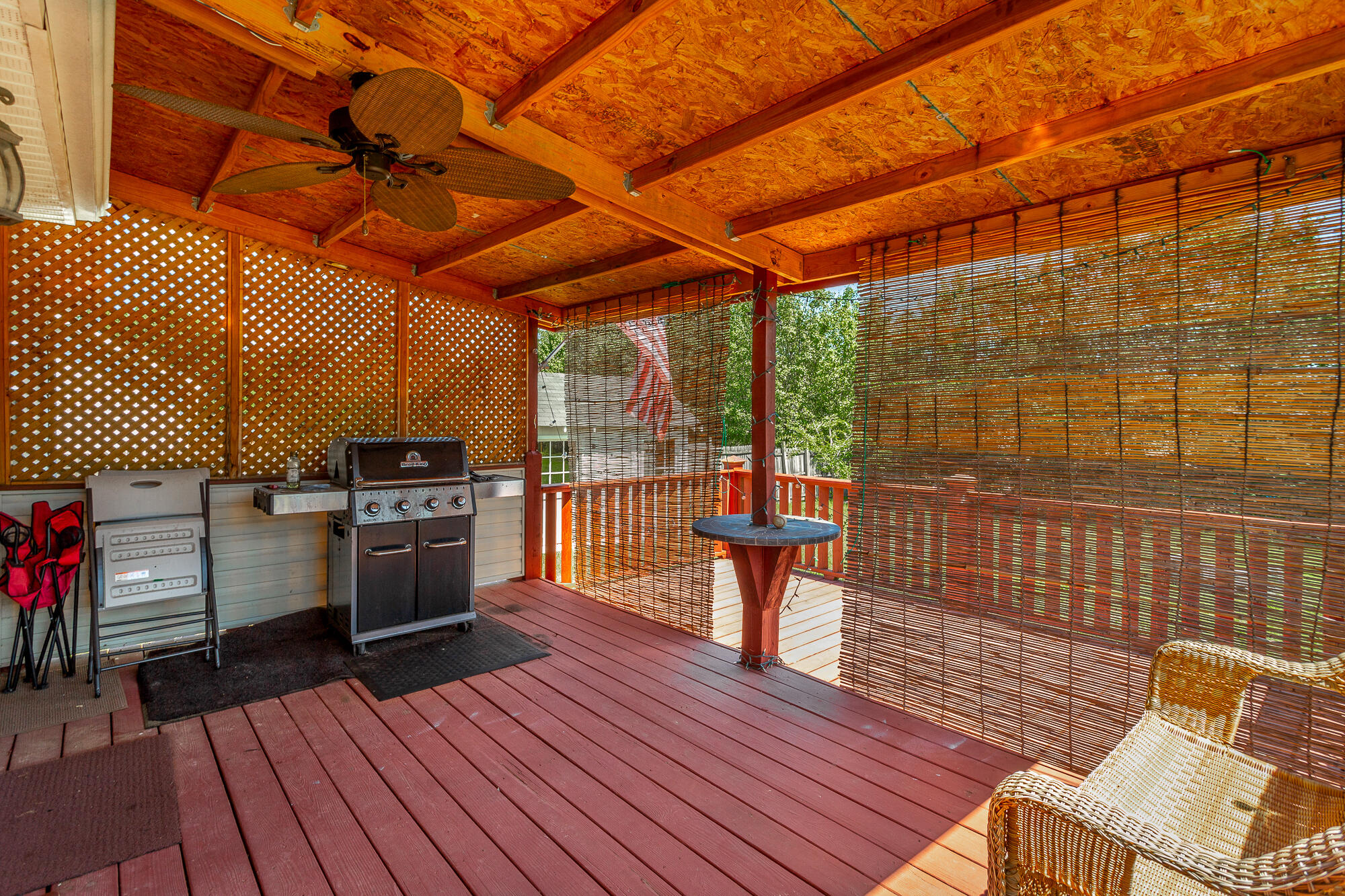 139 Holcomb Road Ringgold, GA 30736 - Photo 22 of 34 Back deck