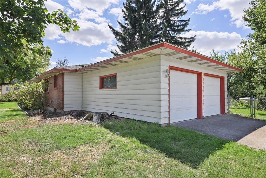 2606 South Pines Road Spokane Valley, WA 99206 - Photo 30 of 35