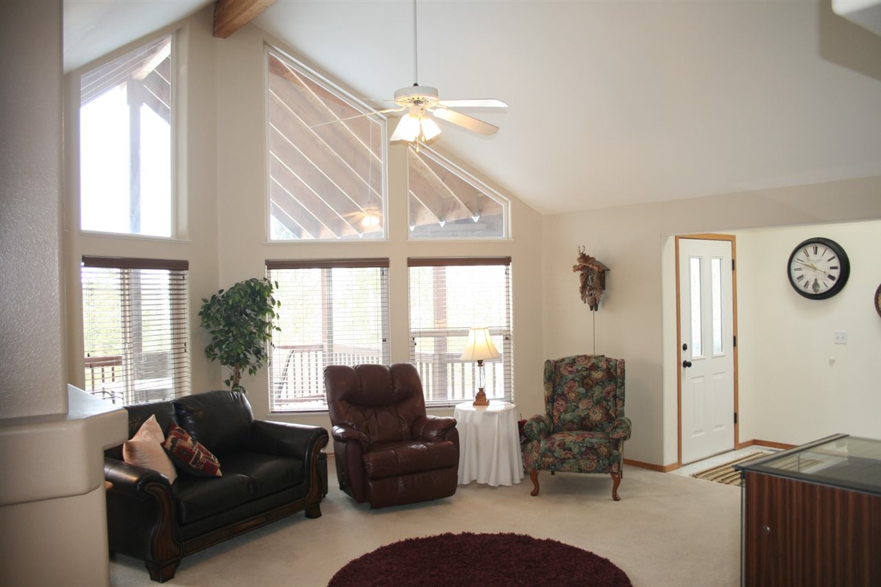 32428 North Hardesty Road Chattaroy, WA 99003 - Photo 2 of 20 Gallery Image 2