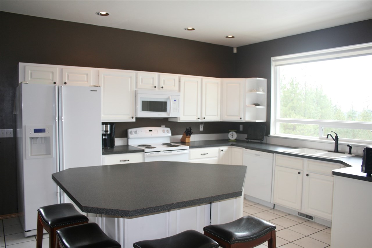 32428 North Hardesty Road Chattaroy, WA 99003 - Photo 5 of 20 Gallery Image 5