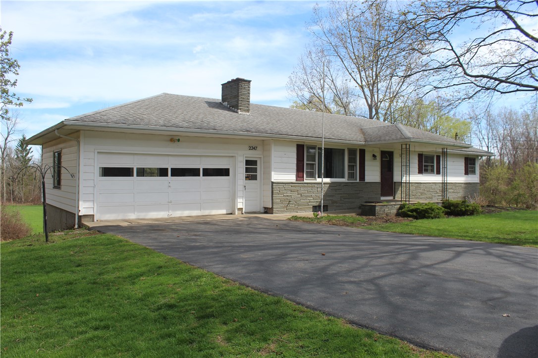 Welcome to 2247 Ridge Road, Ontario NY   3 Bedroom
