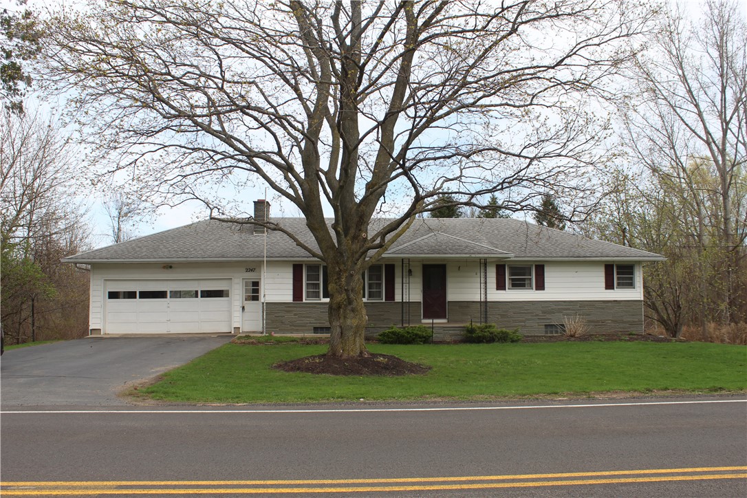 2247 Ridge Road Ontario, NY 14519 - Photo 2 of 36