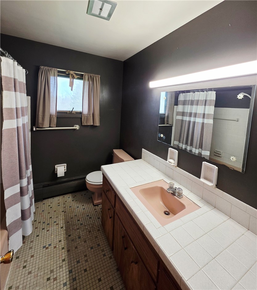 2247 Ridge Road Ontario, NY 14519 - Photo 21 of 36 Bathroom