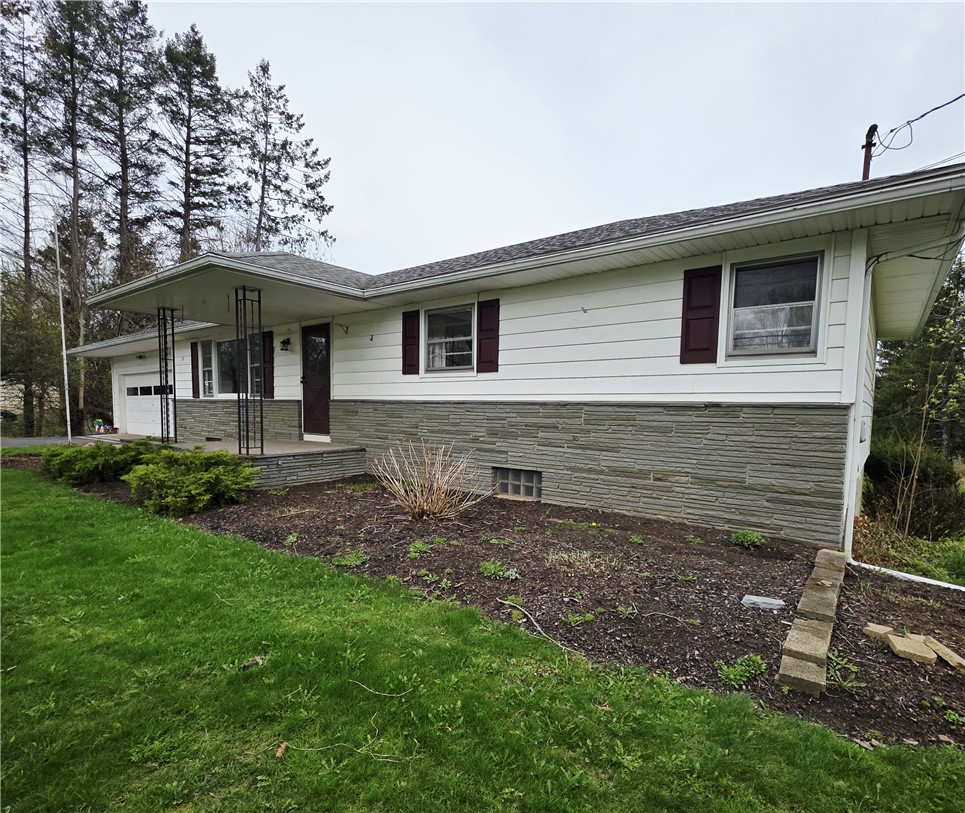 2247 Ridge Road Ontario, NY 14519 - Photo 4 of 36