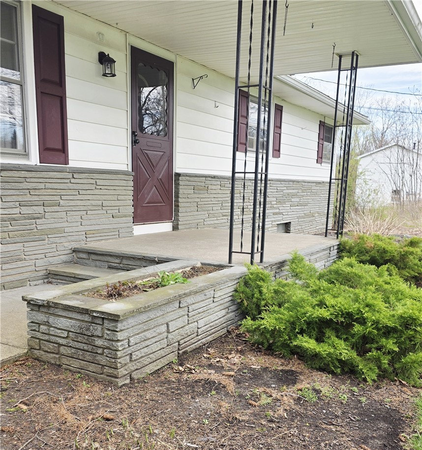 2247 Ridge Road Ontario, NY 14519 - Photo 6 of 36 Bring your green thumb