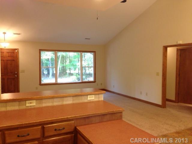 7015 Davis Road Waxhaw, NC 28173 - Photo 8 of 16 Gallery Image 8