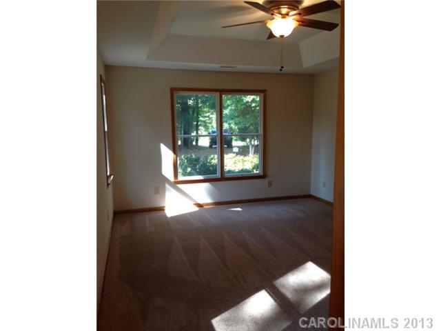 7015 Davis Road Waxhaw, NC 28173 - Photo 10 of 16 Gallery Image 10