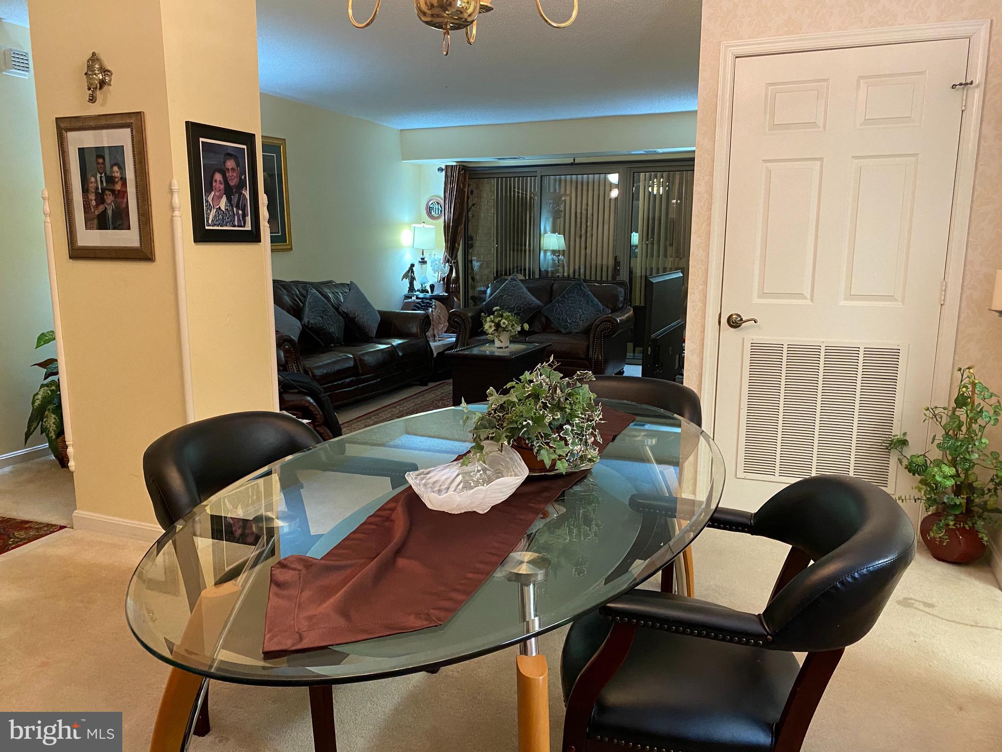19385 Cypress Ridge Terrace, Unit 802 Leesburg, VA 20176 - Photo 5 of 15 Spacious dining room