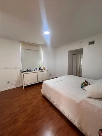 $3,250 | 888 Douglas Road, Unit 1103, Coral Gables, FL 33134