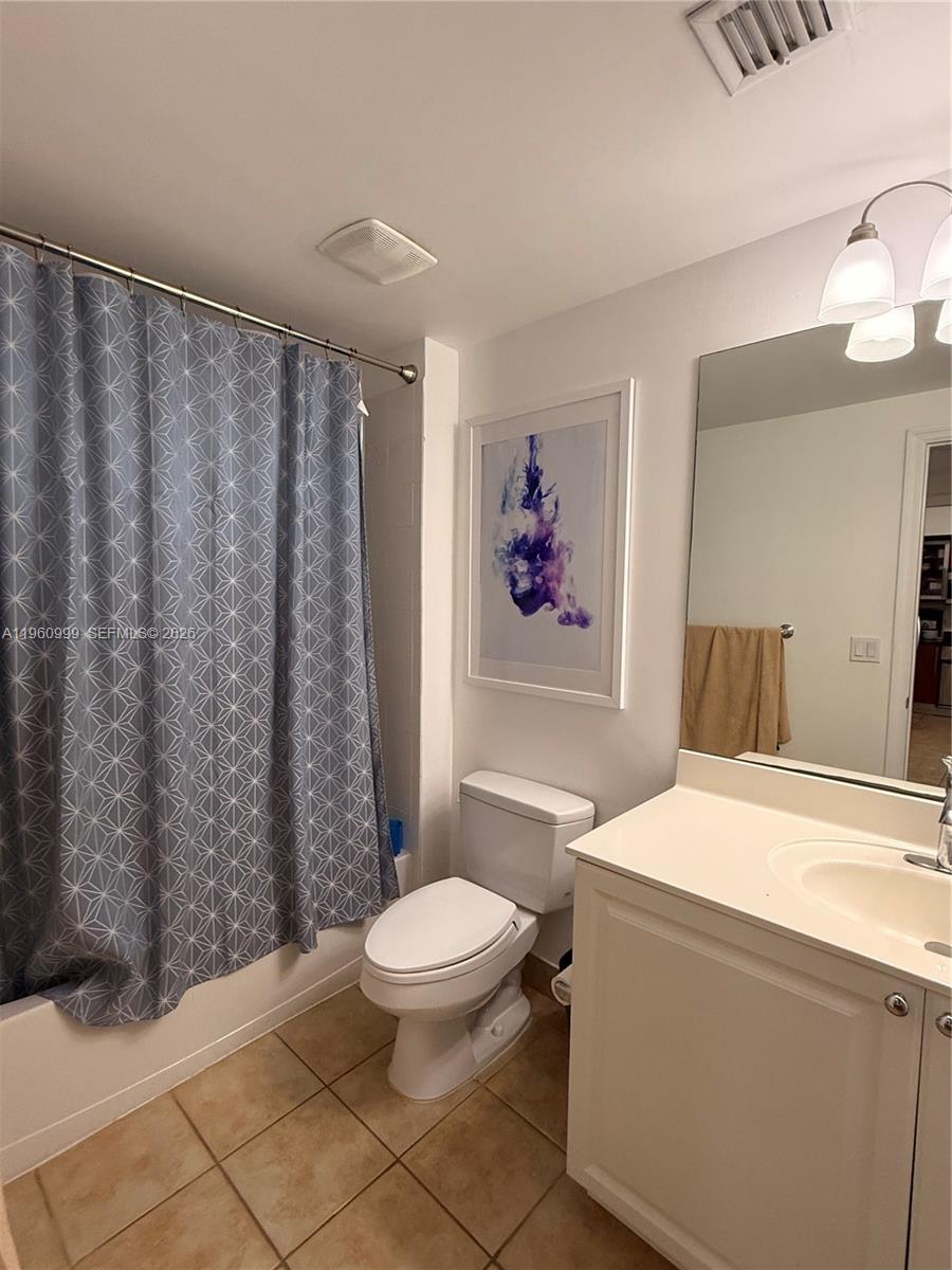 888 Douglas Road, Unit 1103 Coral Gables, FL 33134 - Photo 8 of 22