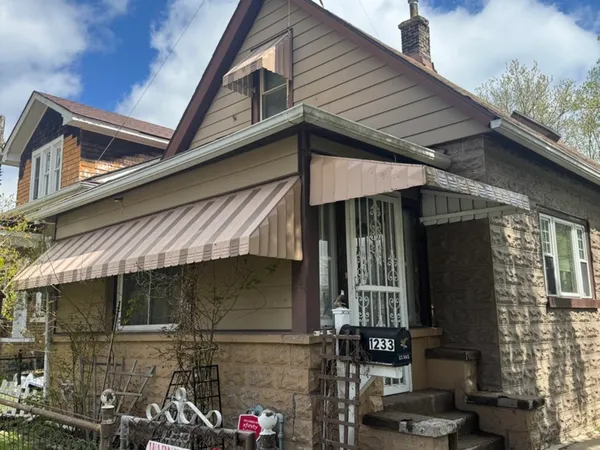 $195,000 | 1233 Park Avenue, North Chicago, IL 60064