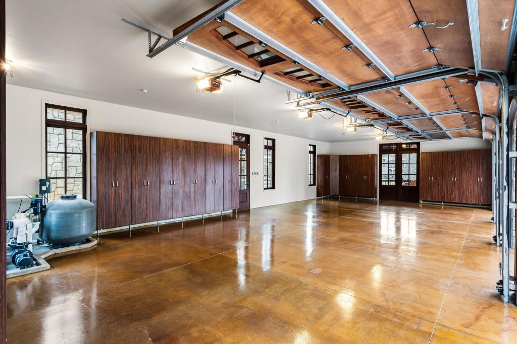 550 Blue Heron Way Milton, GA 30004 - Photo 104 of 108 a view of an empty room