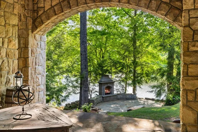 $8,995,000 | 550 Blue Heron Way, Milton, GA 30004