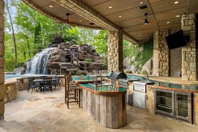 $8,995,000 | 550 Blue Heron Way, Milton, GA 30004