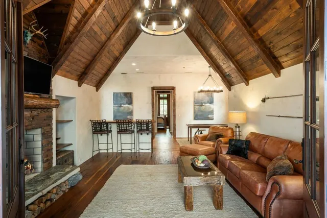 $8,995,000 | 550 Blue Heron Way, Milton, GA 30004