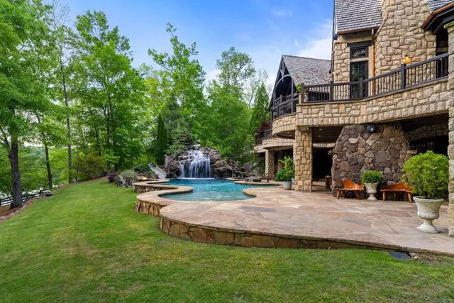 $8,995,000 | 550 Blue Heron Way, Milton, GA 30004