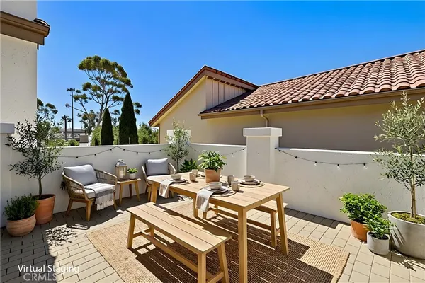 $1,399,000 | 158 Calle Redondel, San Clemente, CA 92672