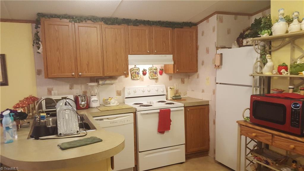 1286 Boone Gap Road Boomer, NC 28606 - Photo 7 of 13 Gallery Image 7