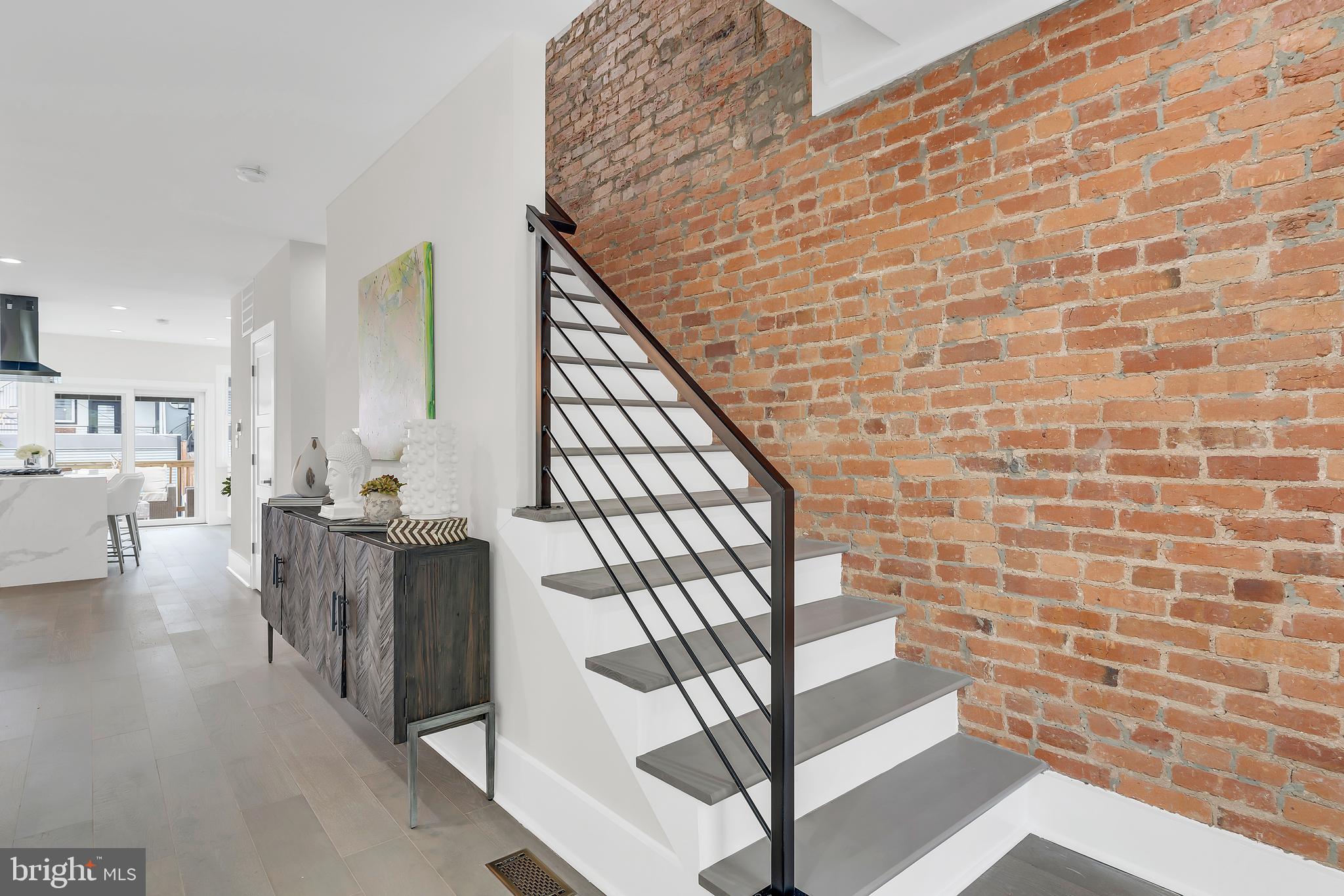 112 Todd Place Northeast Washington, DC 20002 - Photo 5 of 73