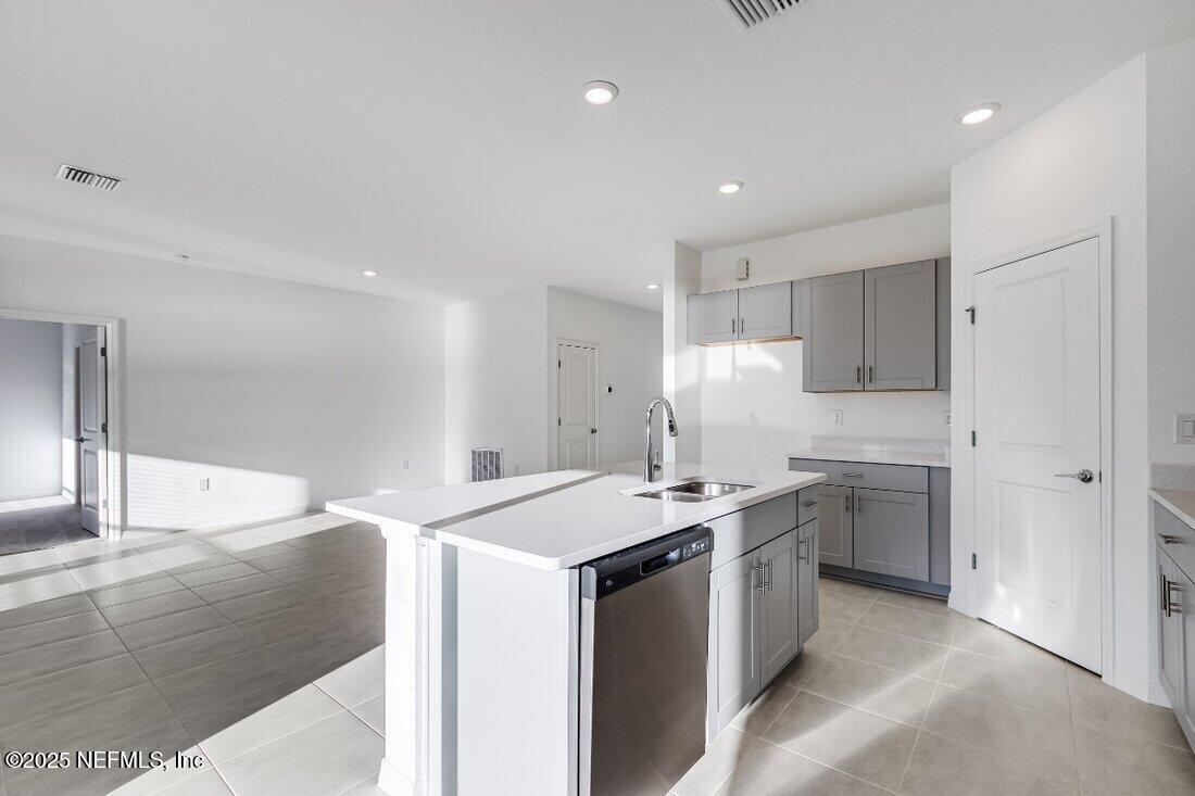 8525 Lilias Circle Jacksonville, FL 32219 - Photo 7 of 32 hj-fl-jacksonville-coopers-meadow-ficus-