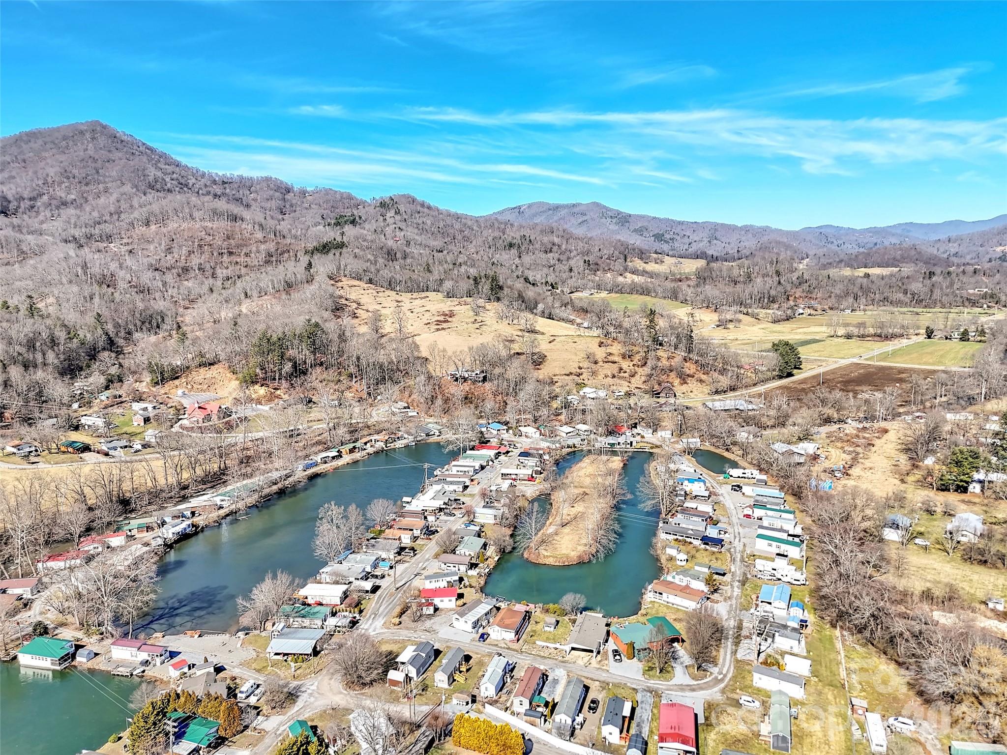 225 Pike Point Waynesville, NC 28785 - Photo 31 of 33