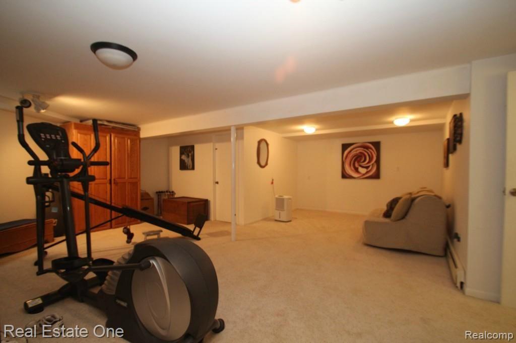 4344 Fenton Road Hartland, MI 48353 - Photo 27 of 53 IMG_7194.jpg