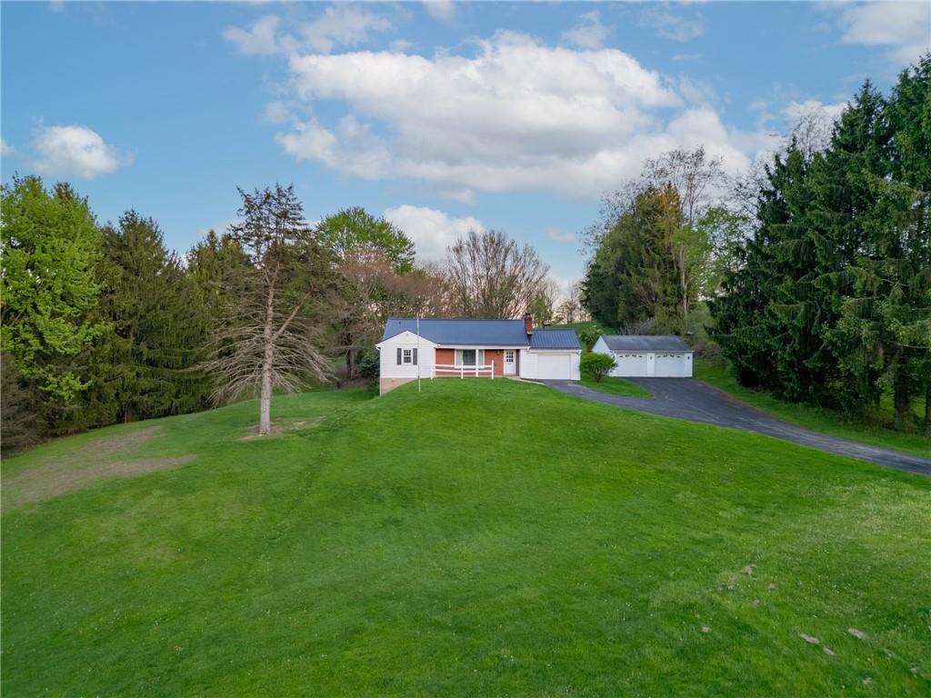 209 Cliff Road Baden, PA 15005 - Photo 2 of 35 Gallery Image 2