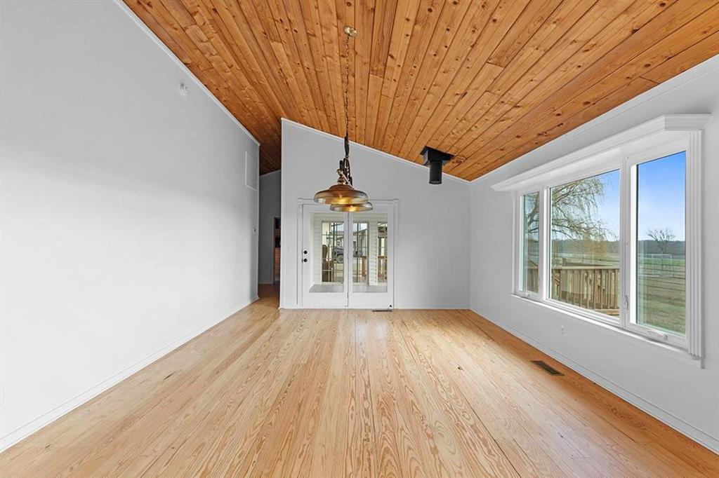 2555 22000th Road McCune, KS 66753 - Photo 8 of 68