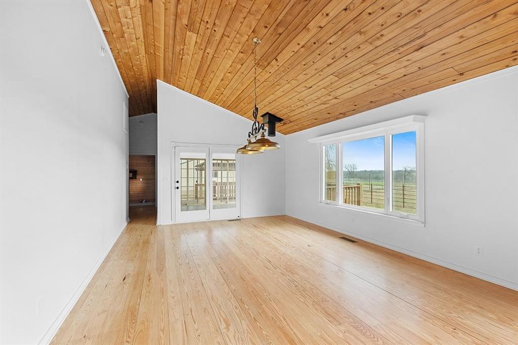 2555 22000th Road McCune, KS 66753 - Photo 9 of 68