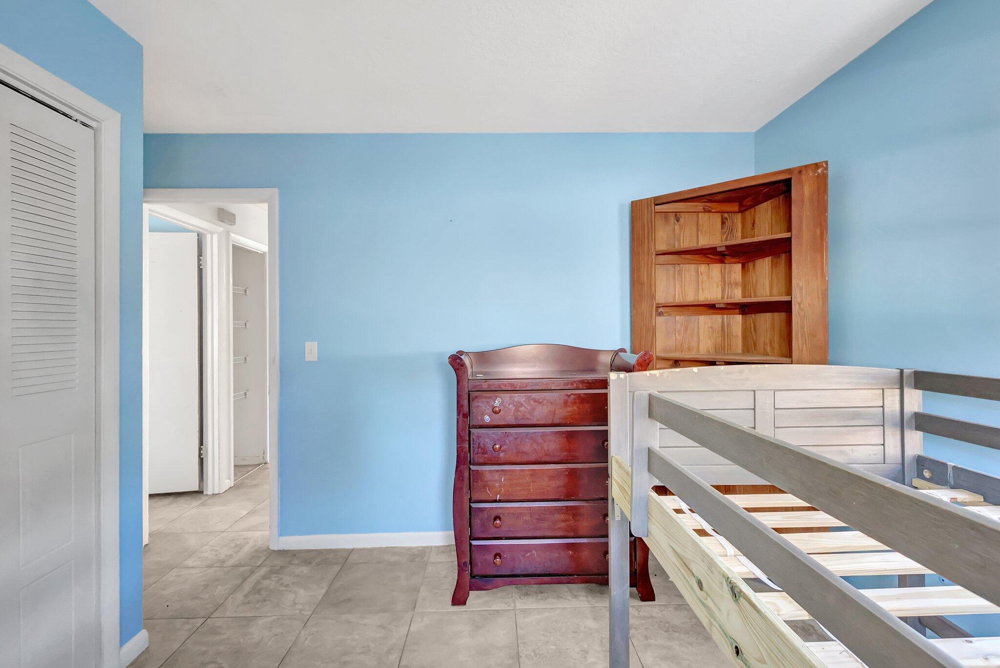 7406 Donlon Road Fort Pierce, FL 34951 - Photo 19 of 40 Guest Bedroom