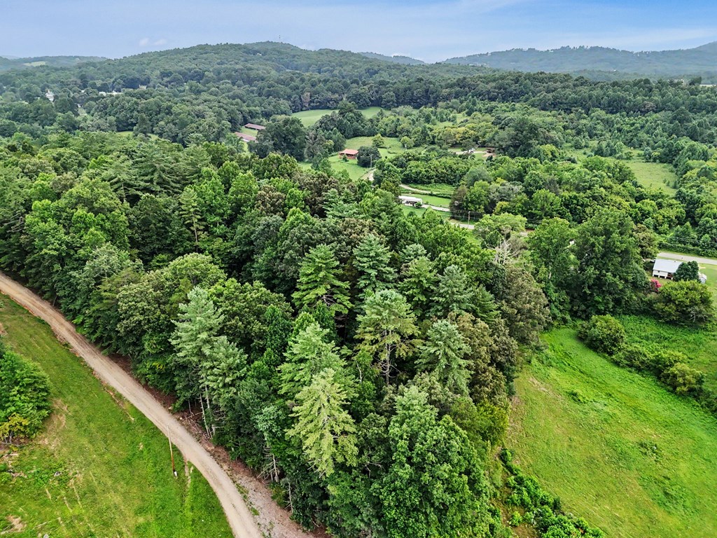 147 Midnight Road Blairsville, GA 30512 - Photo 37 of 60 Gallery Image 37