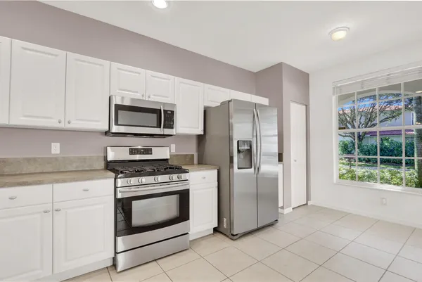 $3,950 | 354 November Street, Palm Beach Gardens, FL 33410