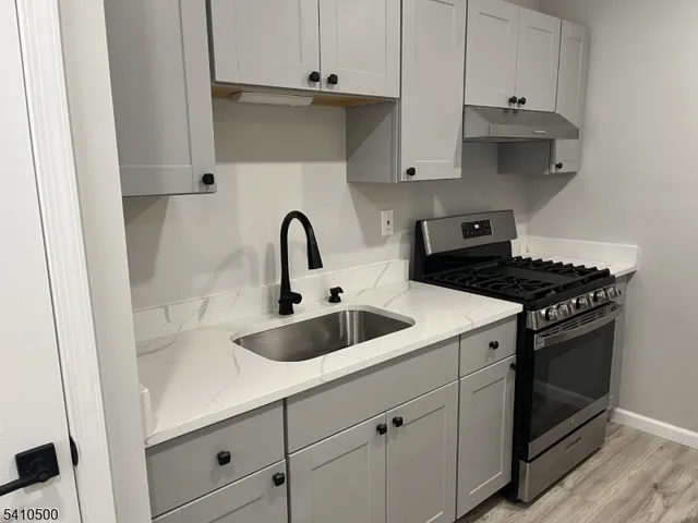 $1,195 | 343 Thomas Street, Phillipsburg, NJ 08865