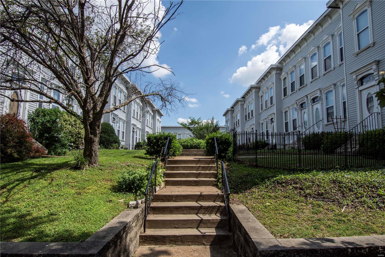 2315 Rutger Street, Unit E St. Louis, MO 63104 - Photo 2 of 28