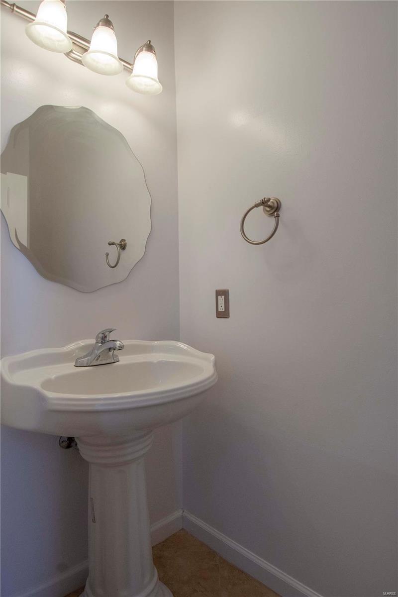 2315 Rutger Street, Unit E St. Louis, MO 63104 - Photo 12 of 28