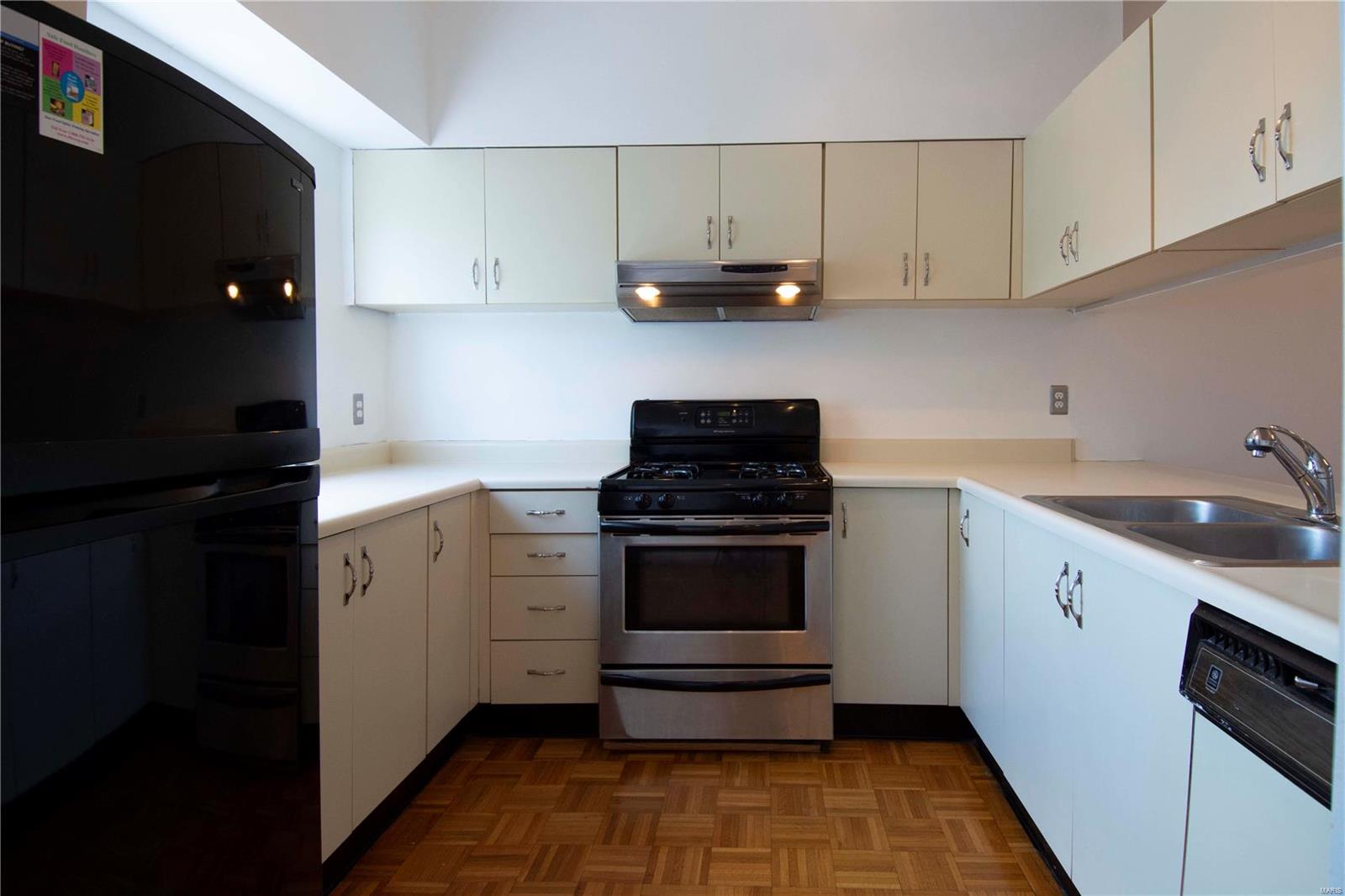 2315 Rutger Street, Unit E St. Louis, MO 63104 - Photo 10 of 28