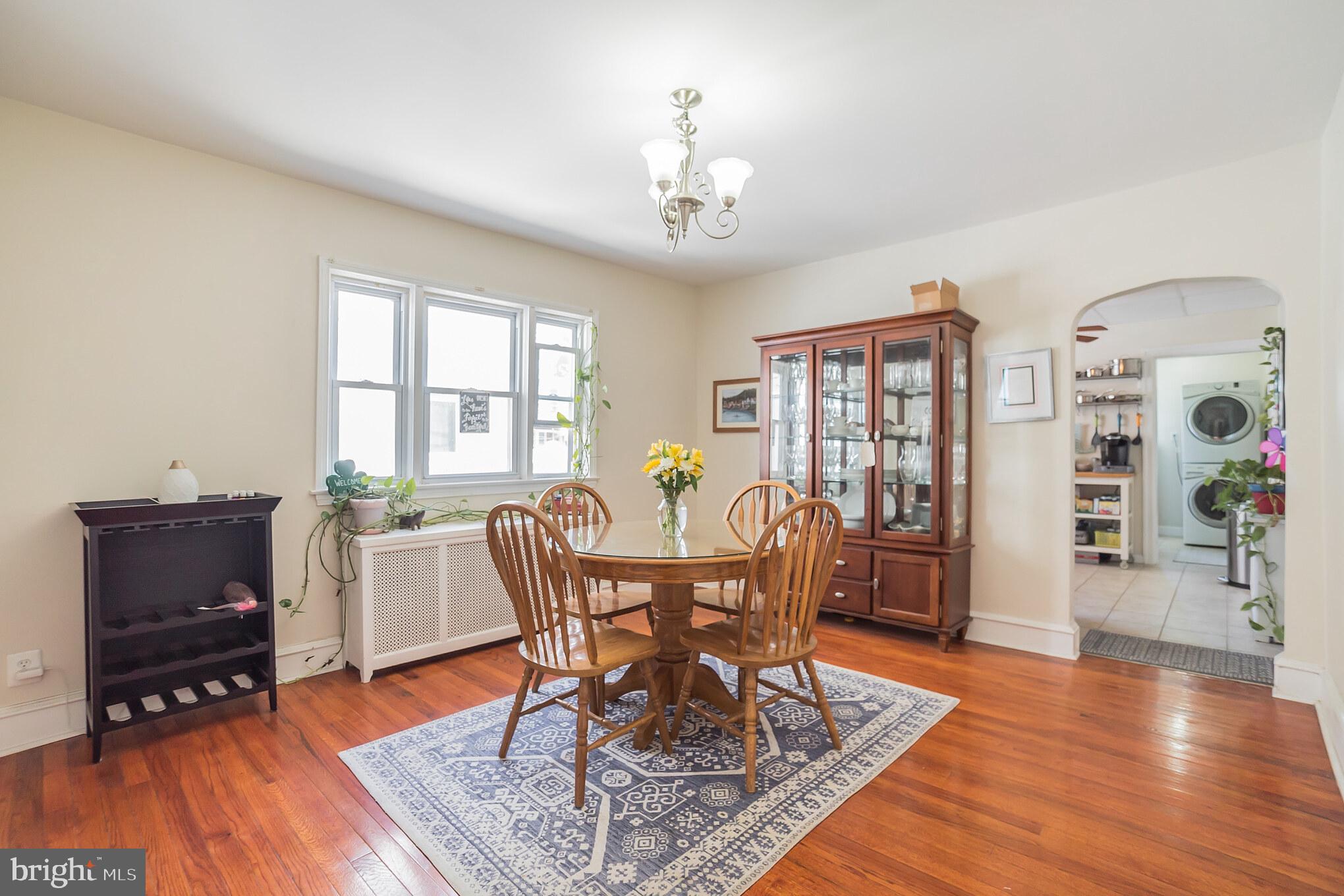 547 Roxborough Avenue Philadelphia, PA 19128 - Photo 9 of 28 Gallery Image 9