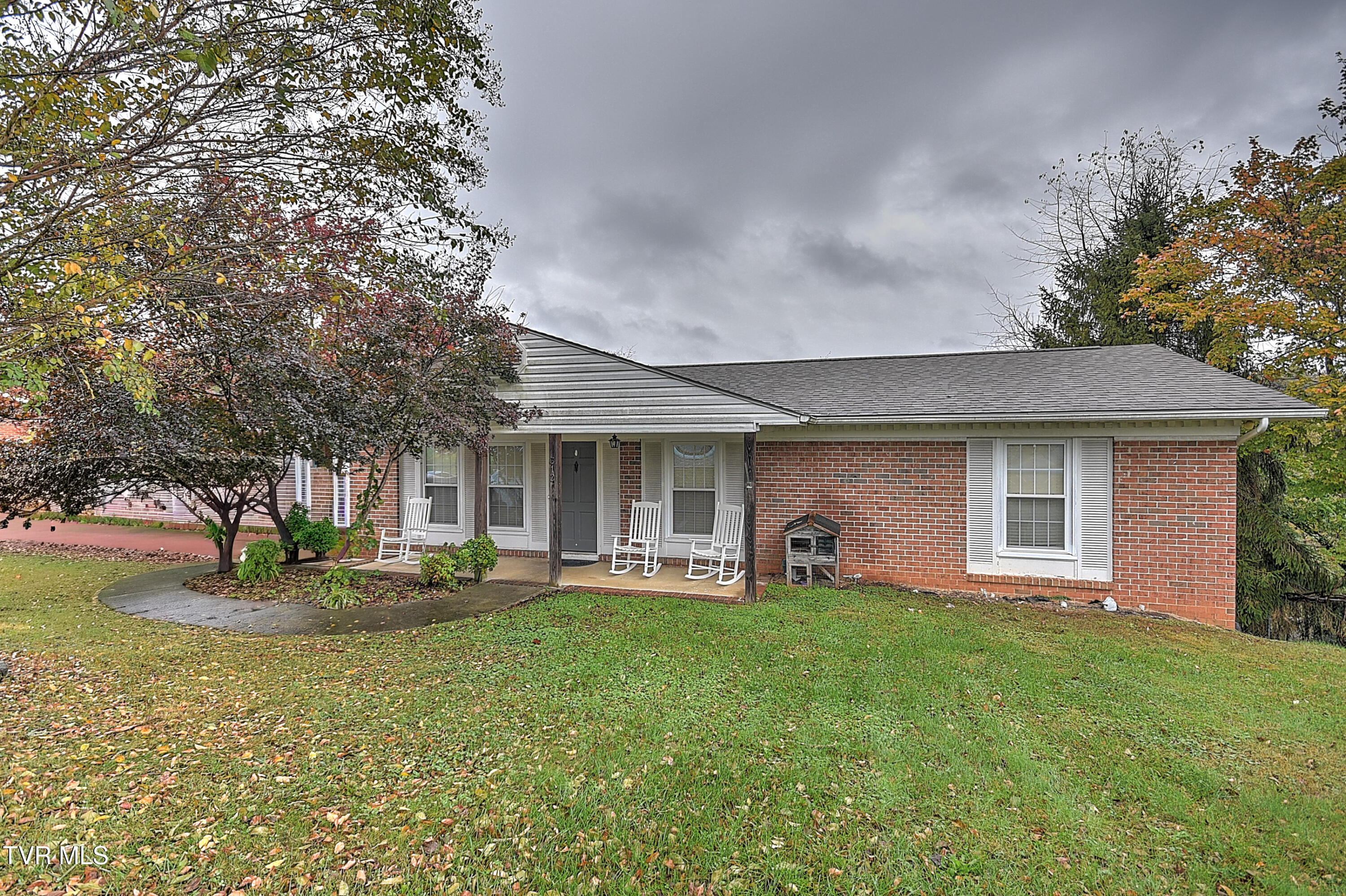312 Merman Road Kingsport, TN 37663 - Photo 2 of 47 312 Merman ES-2