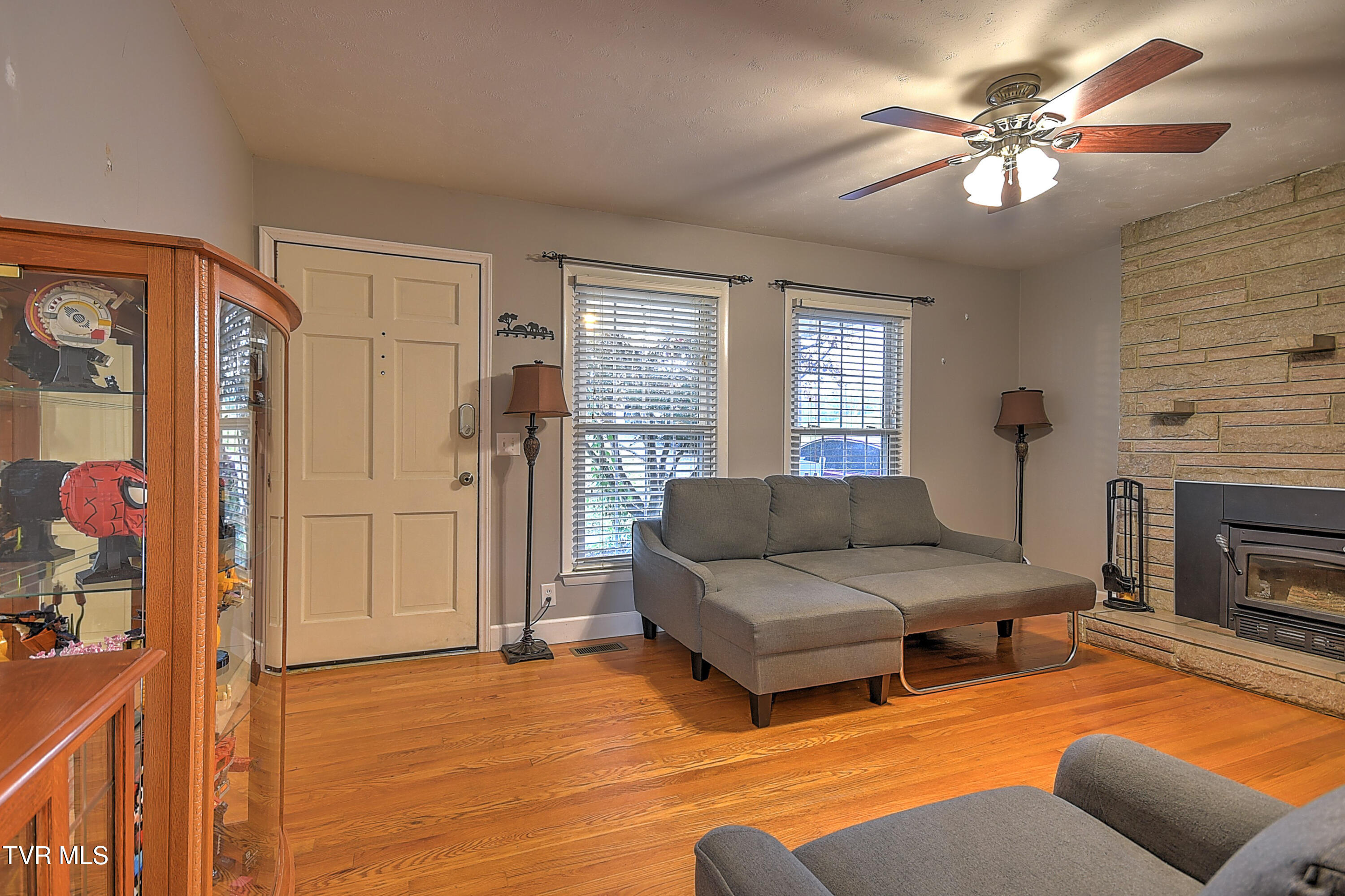 312 Merman Road Kingsport, TN 37663 - Photo 7 of 47 312 Merman ES-7