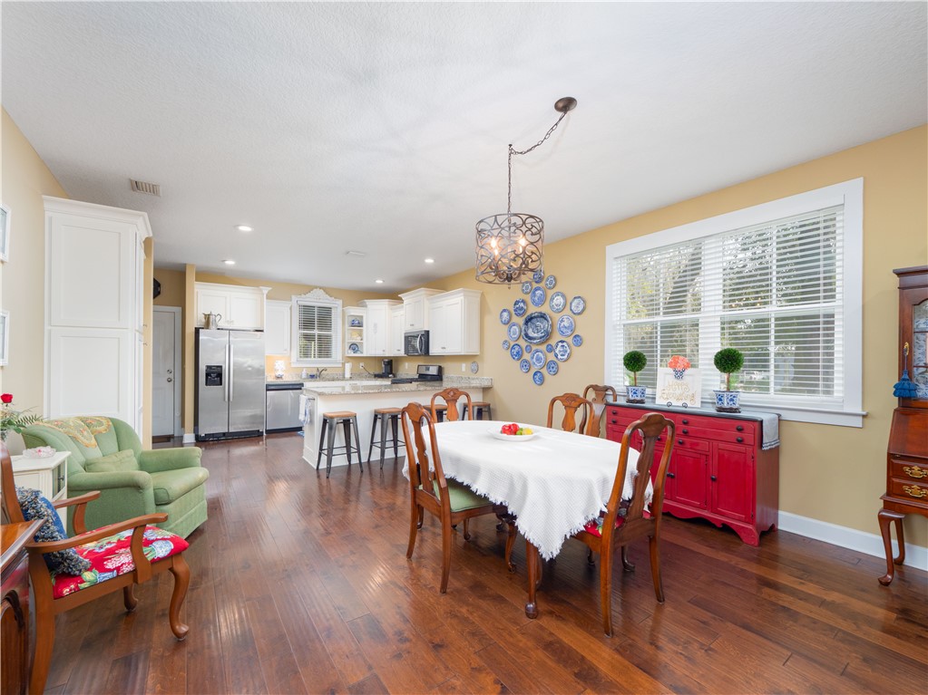 452 Adams Street Darien, GA 31305 - Photo 10 of 24