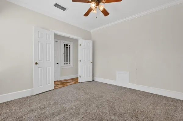 $2,349 | 212 North Grand Avenue, Waxahachie, TX 75165