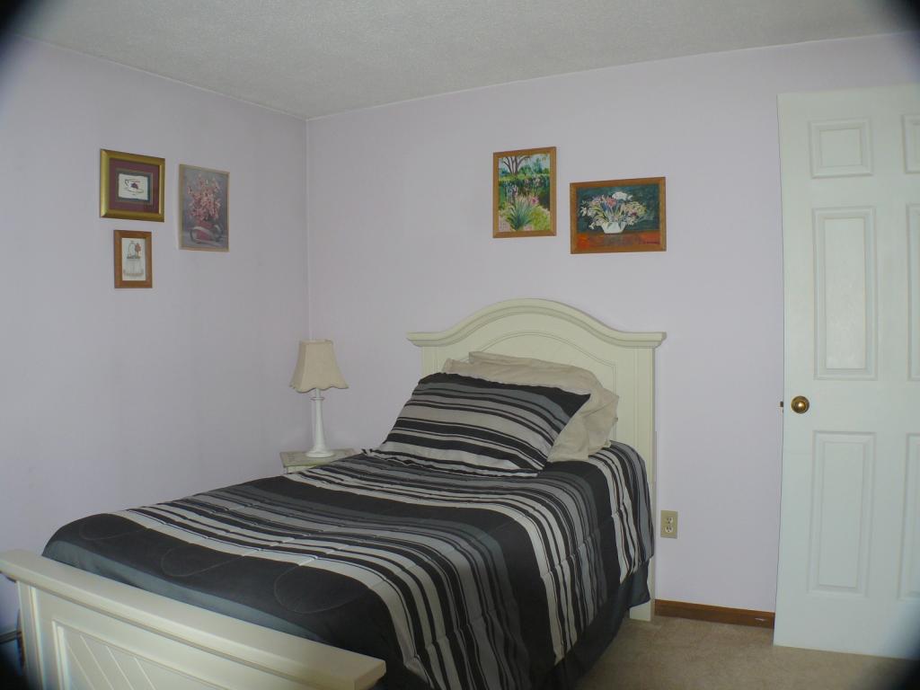9 Towle Road Kingston, NH 03848 - Photo 7 of 18