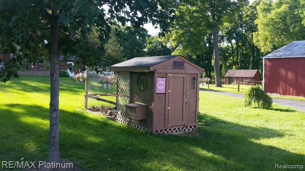 5539 Richardson Road Howell, MI 48843 - Photo 49 of 60 49.jpg