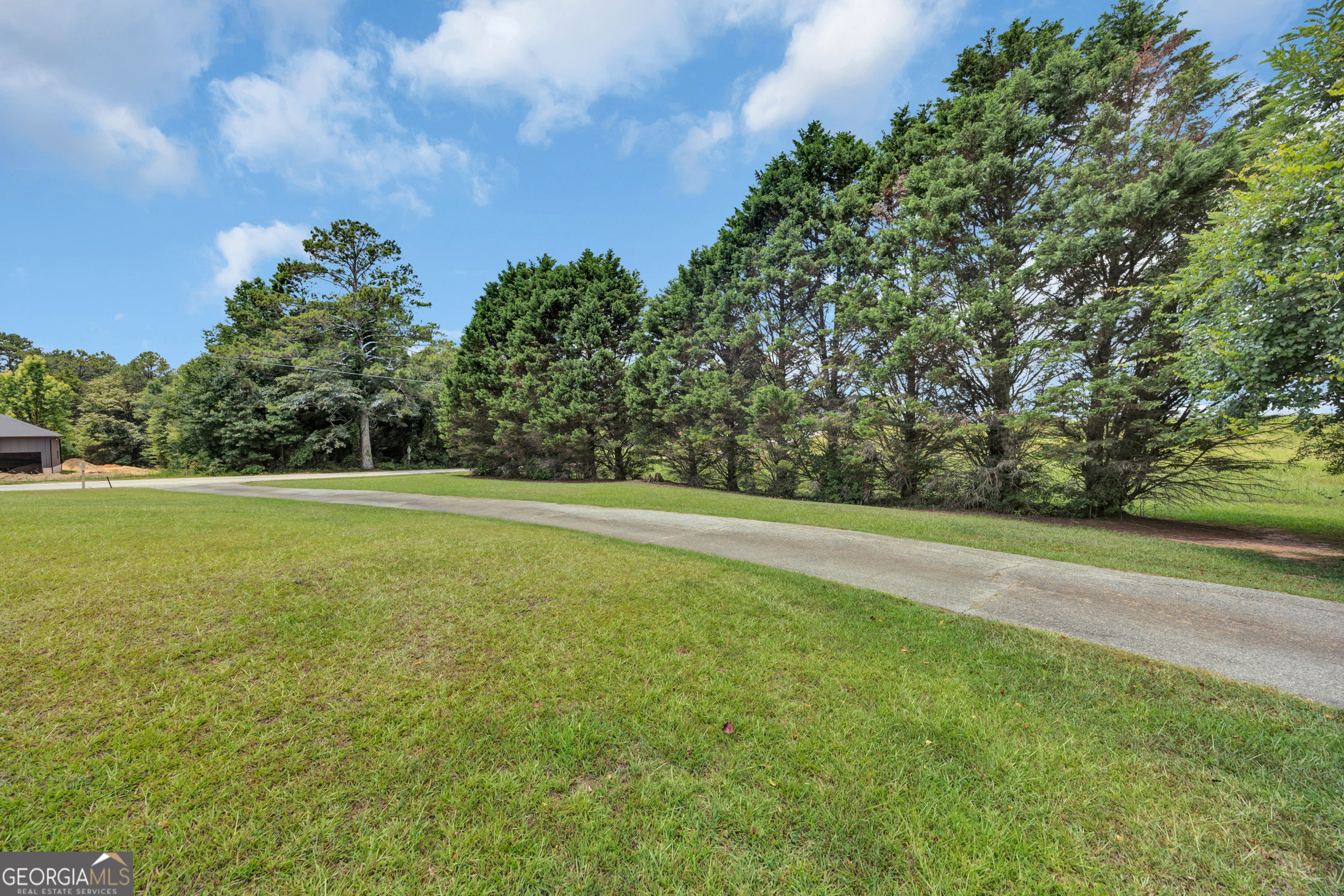 135 Bostwick Road Oxford, GA 30054 - Photo 6 of 35