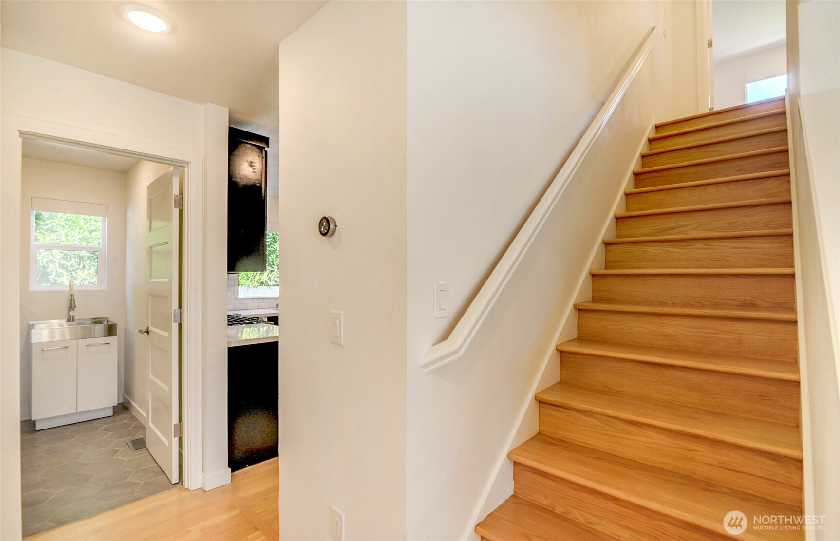 1622 Monroe Avenue Northeast Renton, WA 98056 - Photo 32 of 40