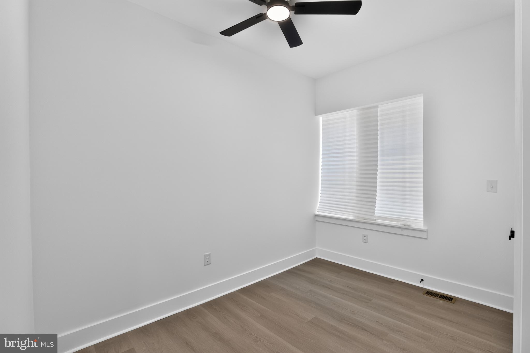 4825 Old York Road Philadelphia, PA 19141 - Photo 6 of 20 1st floor 2nd bedrooom